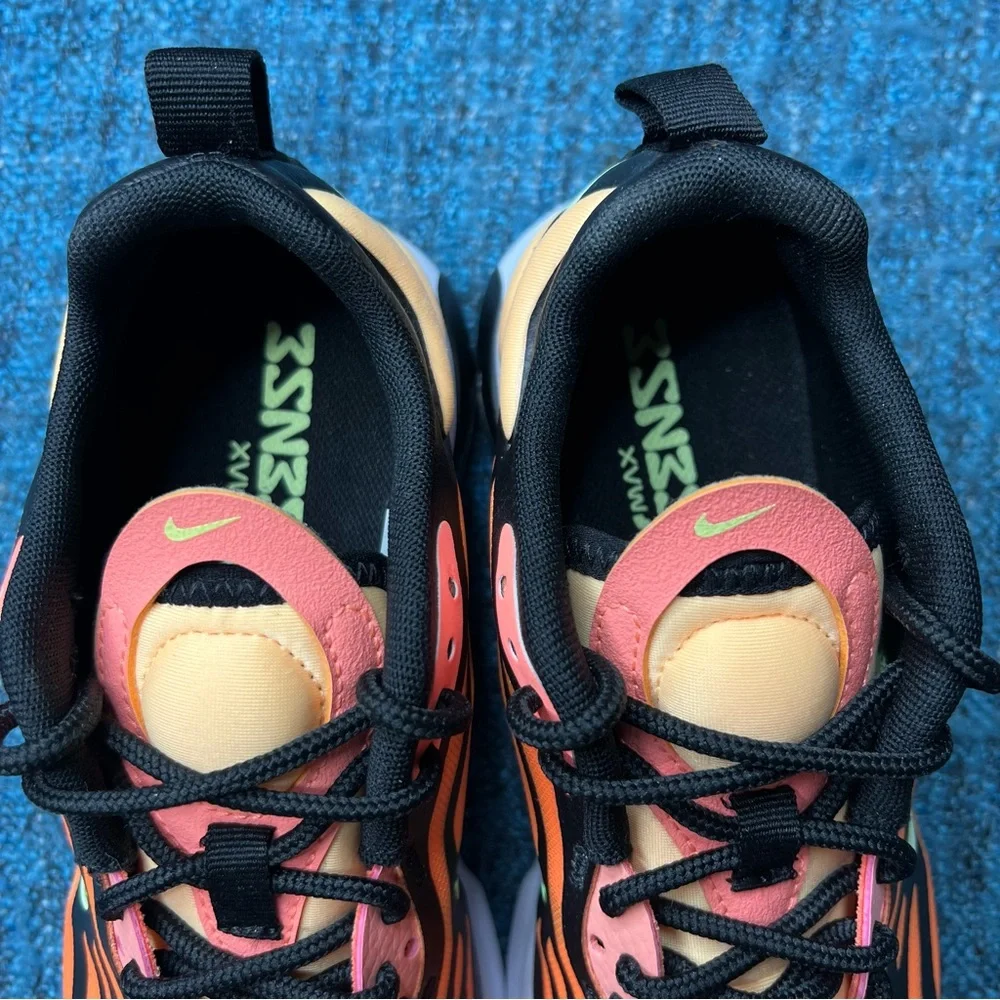 Nike Air Max Exosense Sneakers in Atomic Pink Black Womens Size 6 Athletic Shoes